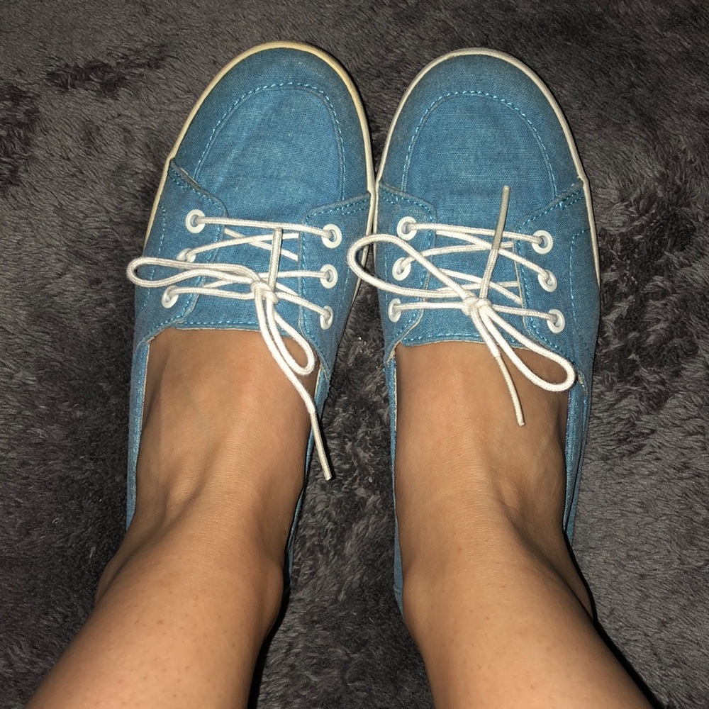 Vans surf shoes size 6.5